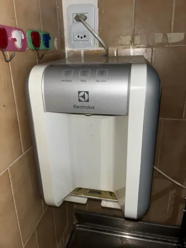 Bebedouro Electrolux 