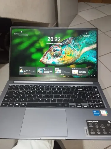 Notebook Samsung Galaxy Book 4 Excelente Para Estudos e Trabalho Multitarefas