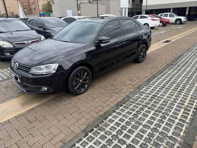 Volkswagen Jetta Comfortline 2.0 T.flex 8V 4P Tipt. 2012