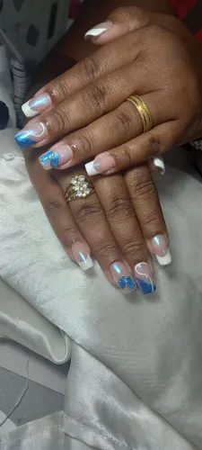 Preciso de manicure para o mês de junho