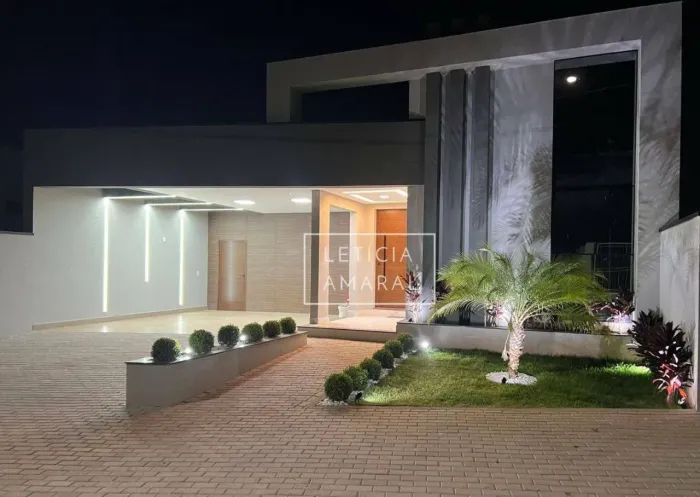 Casa com 3 suítes à venda, 250 m² por R$ 2.300.000 - Las Palmas - Pouso Alegre/MG