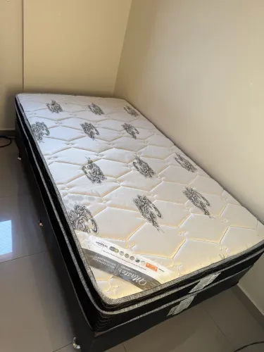 Cama Box Solteirão Ortobom com Colchão de Molas Ensacadas