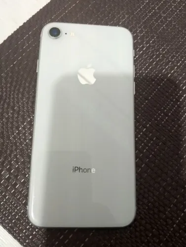 iPhone 8