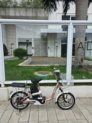 Vende-se Bicicleta Elétrica