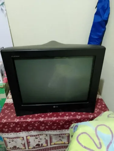 Vendo tv LG 20 polegadas em ótimo estado 