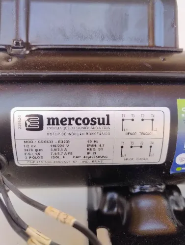 Motor elétrico para bomba de piscina