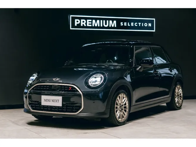 Mini Cooper 2.0 16V Twinpower Gasolina John Works 2P Steptronic 2025