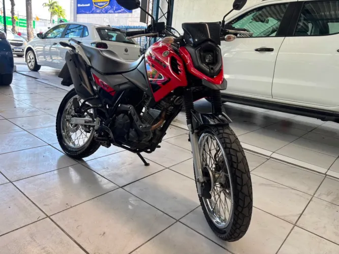 Moto pra vender rápido super boa