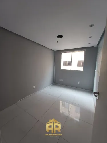 Excelente apartamento no condomínio Bela Vida I com 2 quartos todo reformado!