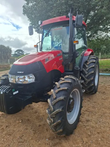 Trator CASE Farmal 80 ano 2025