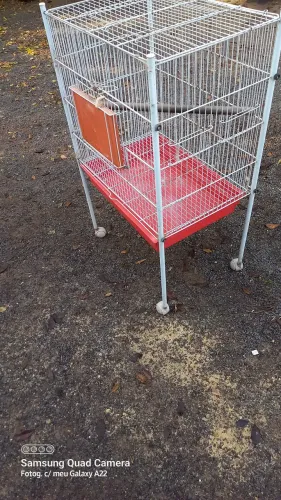Vendo gaiola grande