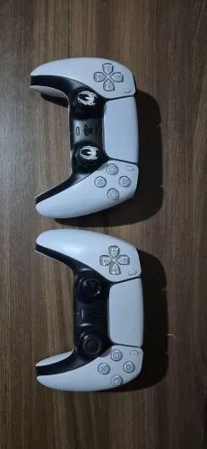 Vendo 2 controles de Ps5