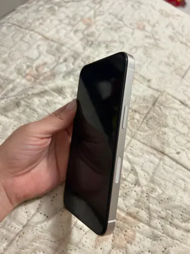 iPhone 13 - 128gb