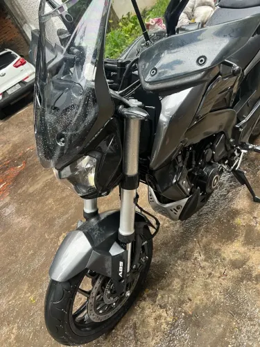 BAJAJ DOMINAR 400 - 2024