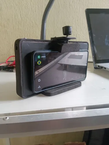Fan para evitar aquecimento do celular em jogos.