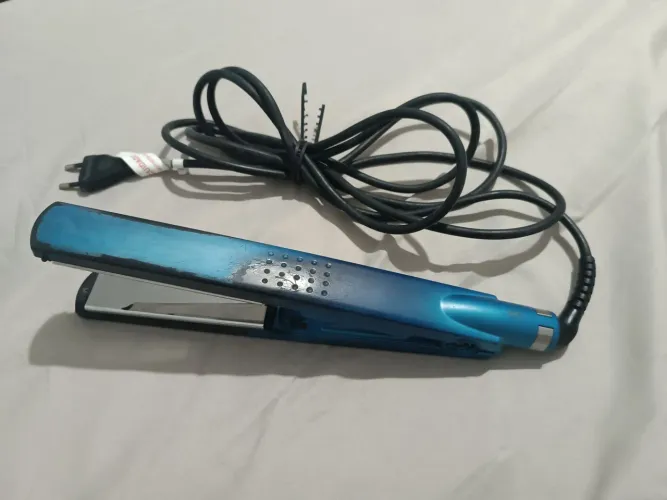 Prancha profissional Nano Titanium 