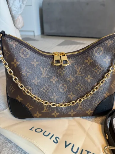 Bolsa Louis Vuitton modelo Boulogne
