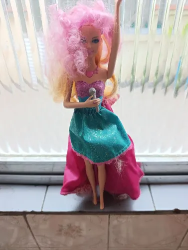 Barbie Princesa e a Pop Star