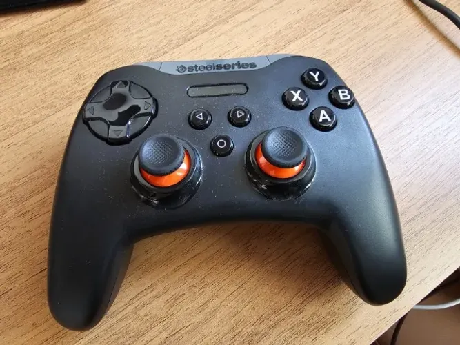 Controle Joystick SteelSeries Stratus XL Bluetooth PC Android e Steam