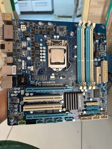 Placa mãe gigabyte ddr3