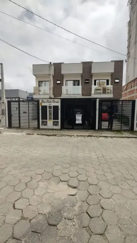 SOBRADO EM ITAPEMA, AREA CENTRAL, COM 03 DORMS., FINANCIÁVELl!!! Morretes