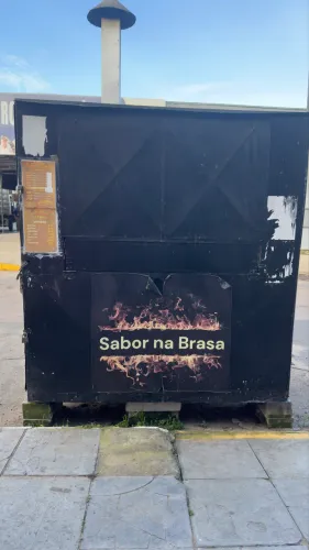 Trailer de churrasquinho
