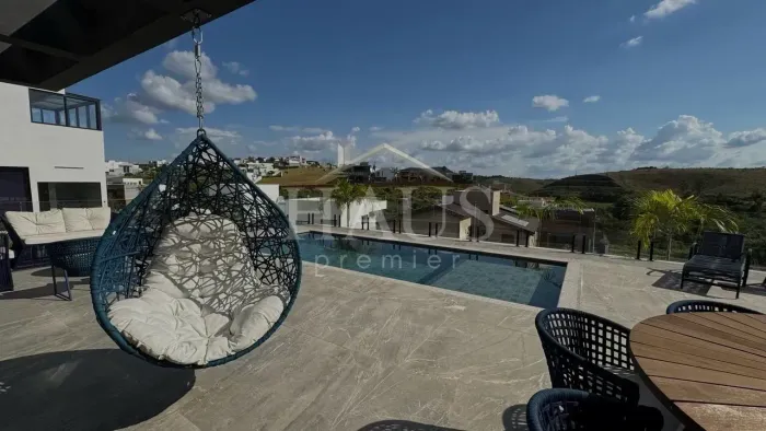 Casa com design biofílico no Alphaville em Juiz de Fora (MG)