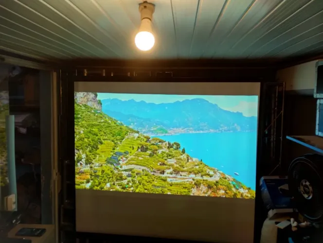 Projetor Epson modelo x41 leia todo o anúncio para saber como funciona