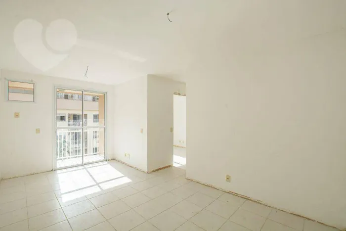 Condominio cercado de reserva florestal,no caminhos para as praias da Região Oceânica.