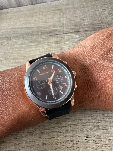 Relógio Michael Kors RP Lindo funcionando perfeitamente Bateria Nova Campinas-sp