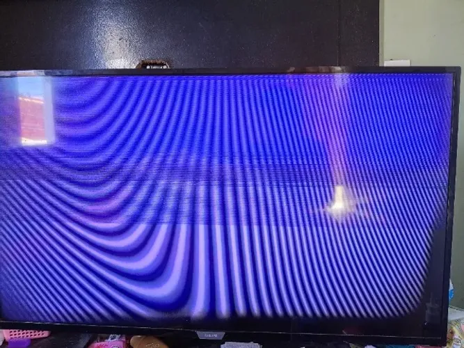 TV PARA RETIRADA DE PEÇAS R$200