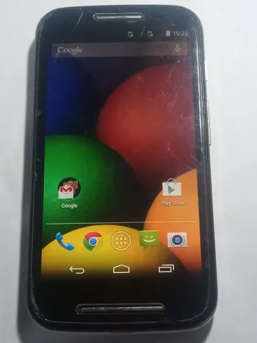 Celular Motorola moto E1