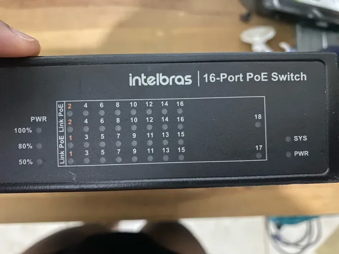 Switch PoE Intelbras 16 Portas - Câmeras IP e Rede