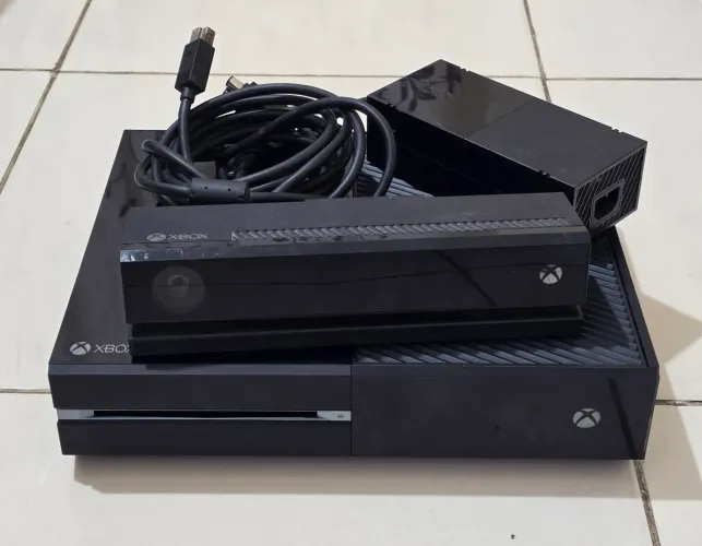 Xbox ONE FAT 500GB - RETIRADA DE PEÇAS