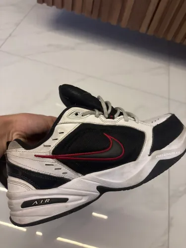 air monarch