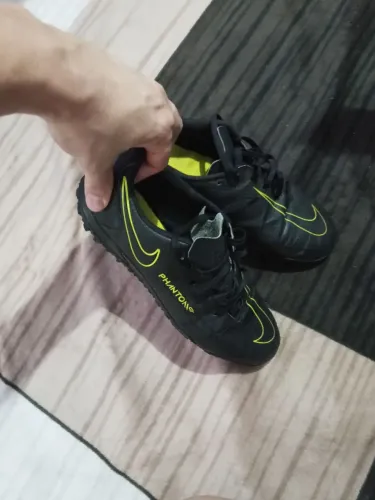 Chuteira Society Nike Phantom