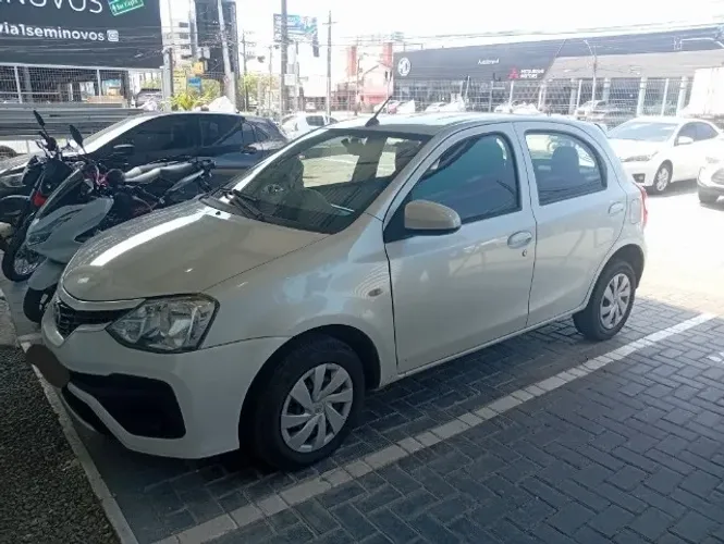 Toyota Etios X 1.3 Flex 16V 5P Mec. 2018