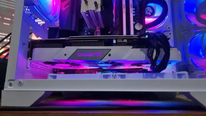 RTX 2070 SUPER 8GB VRAM TRIPLO FAN (BRANCA)