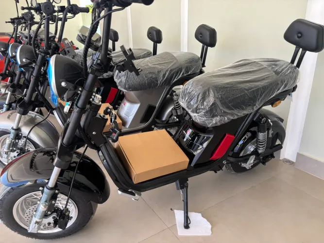 Vende-se moto elétrica nova