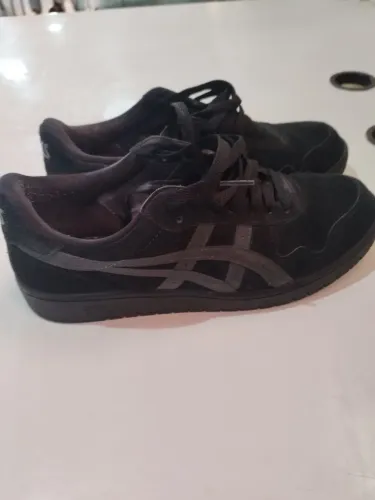 Tênis Asics Casual  Tamanho 41/42