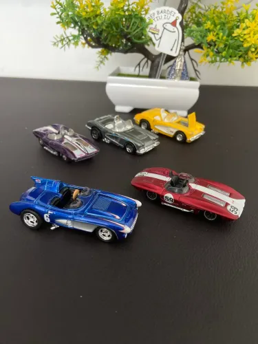 Lote Hot Wheels Raros e Antigos