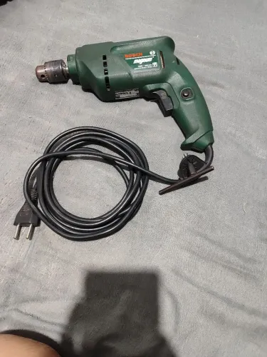 Furadeira bosch magnum