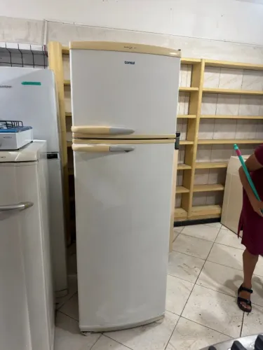 Geladeira Consul Defrost