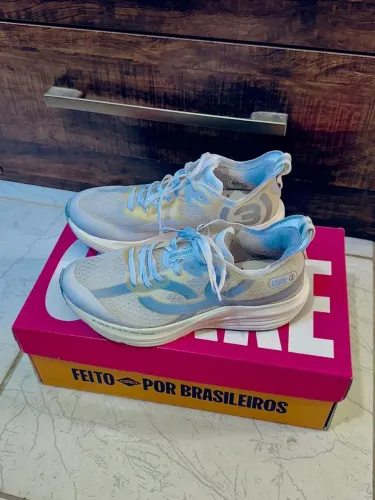 Olympikus corre 3 Branco é prata tamanho 36