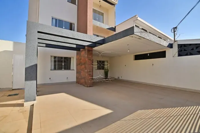 CASA ALTO PADRÃO - QE 36 | GUARÁ II