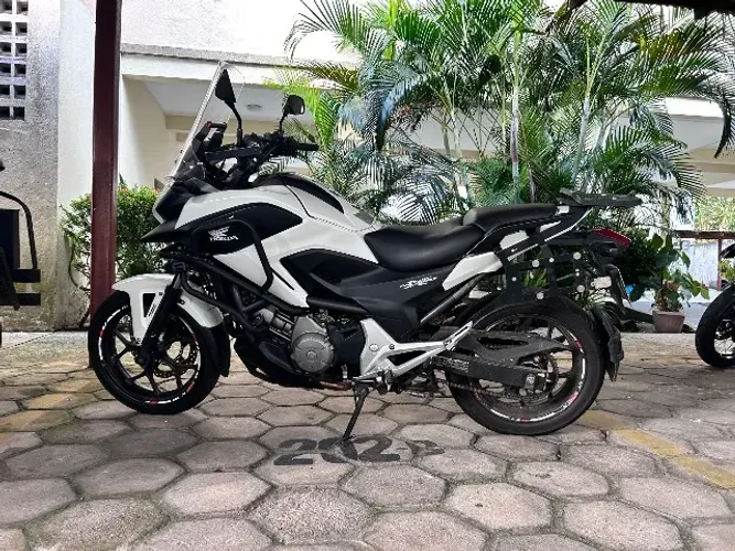 Honda NC 700X - Impecável, pronta para viajar!