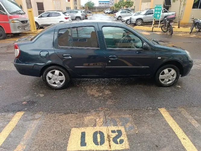 Renault Clio Sed. Privilège Hi-flex 1.6 16V 4P 2006