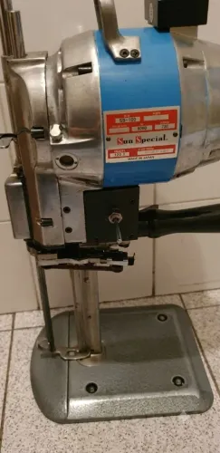 Máquina De Corte Têxtil 8" Sun Special Perfeita 