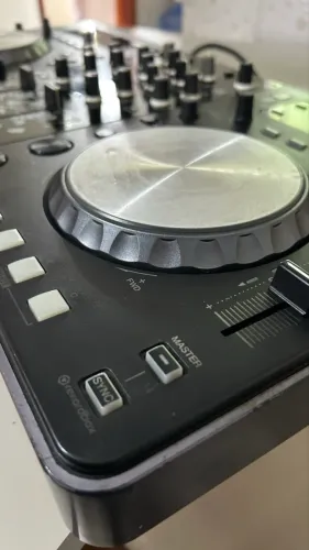 XDJ R1