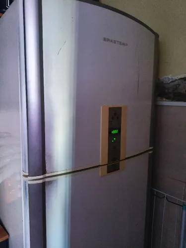 VENDE GELADEIRA BRASTEMP